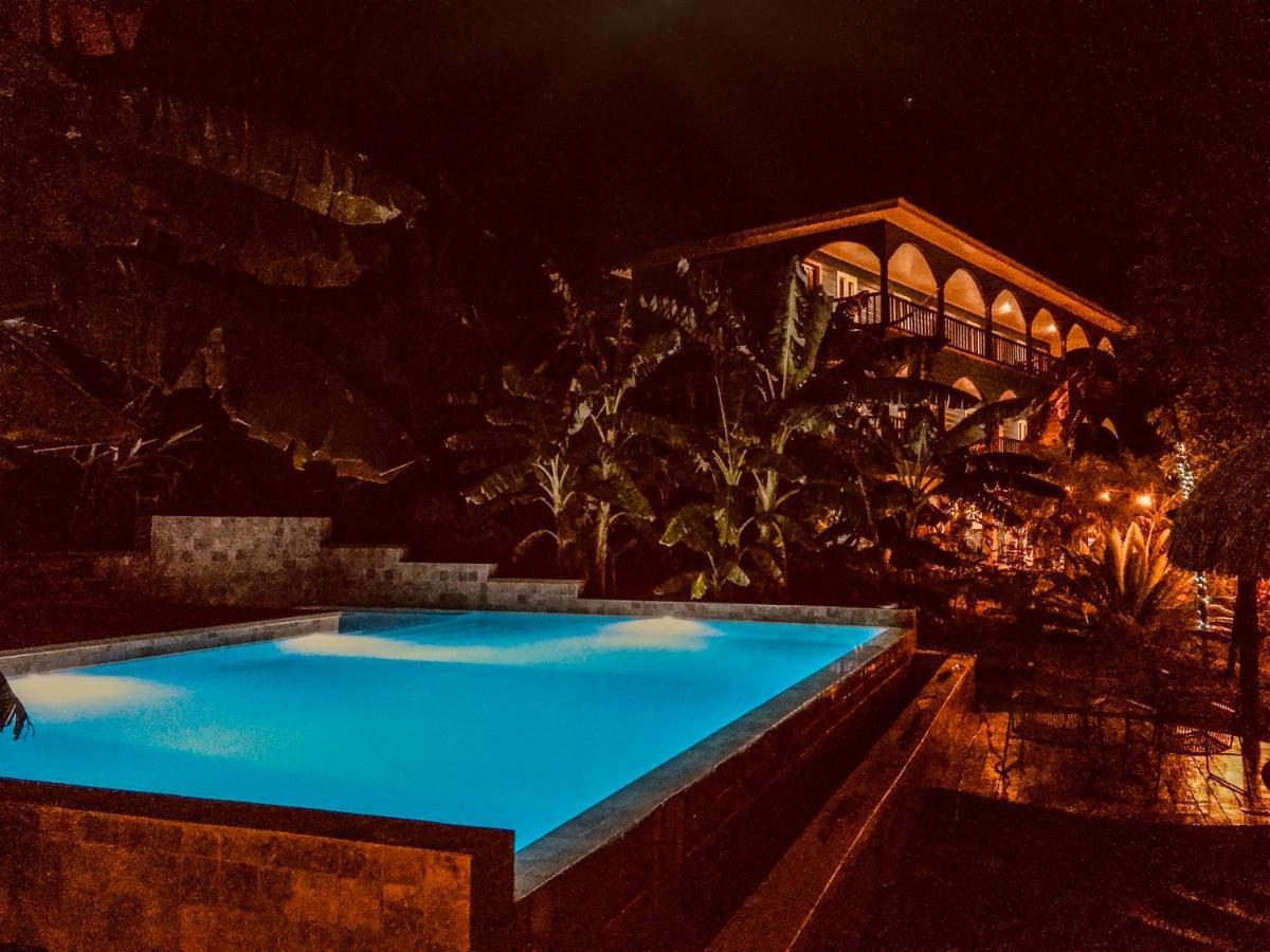 Hotel Manurii Garden (Adults Only) Utila Exterior foto