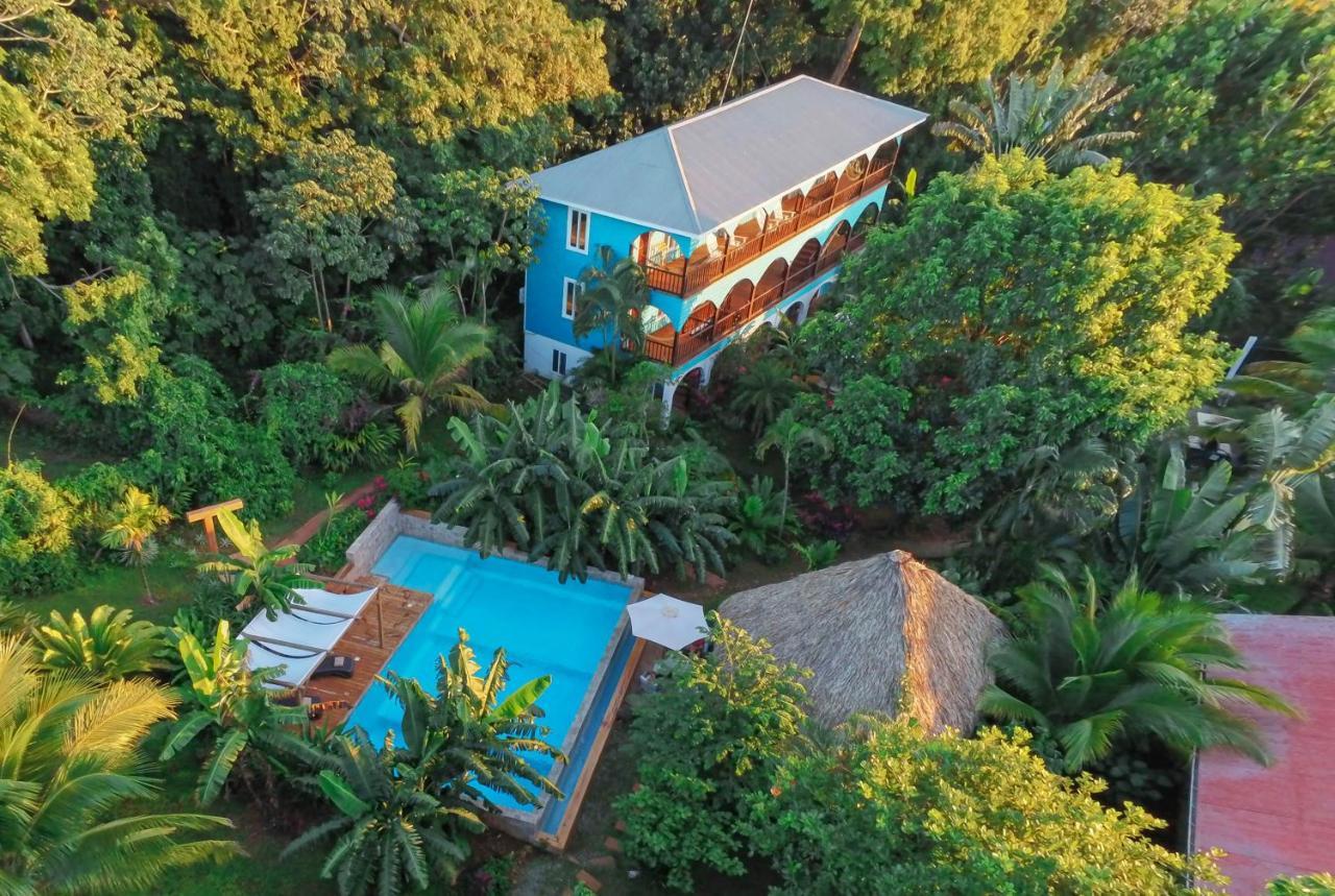 Hotel Manurii Garden (Adults Only) Utila Exterior foto